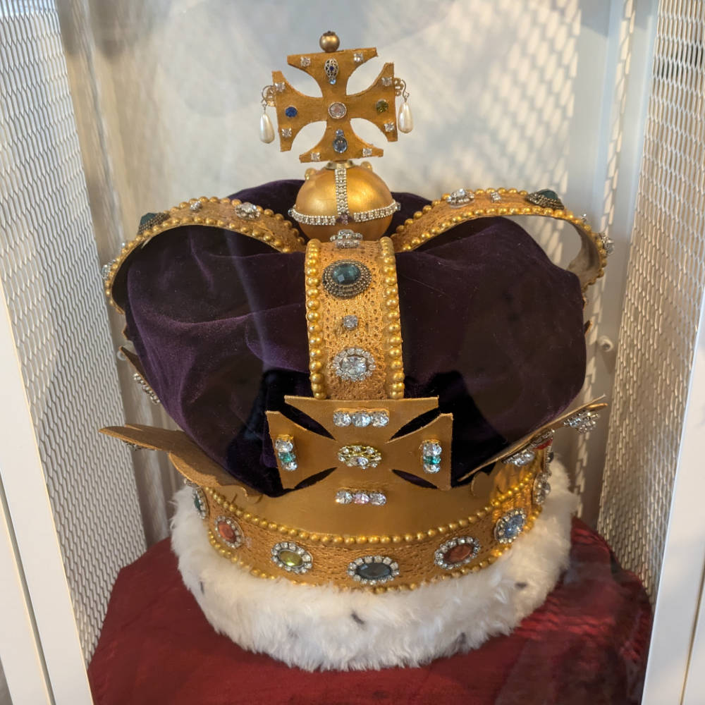 Stuart House Crown Replica